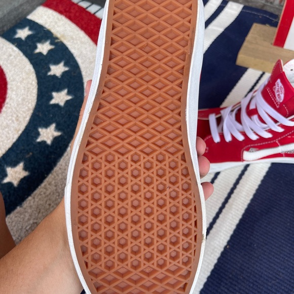Vans red and white high tops - Picture 2 of 5